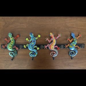 Vintage 90’s Metal Lizard Coat/Hat Rack